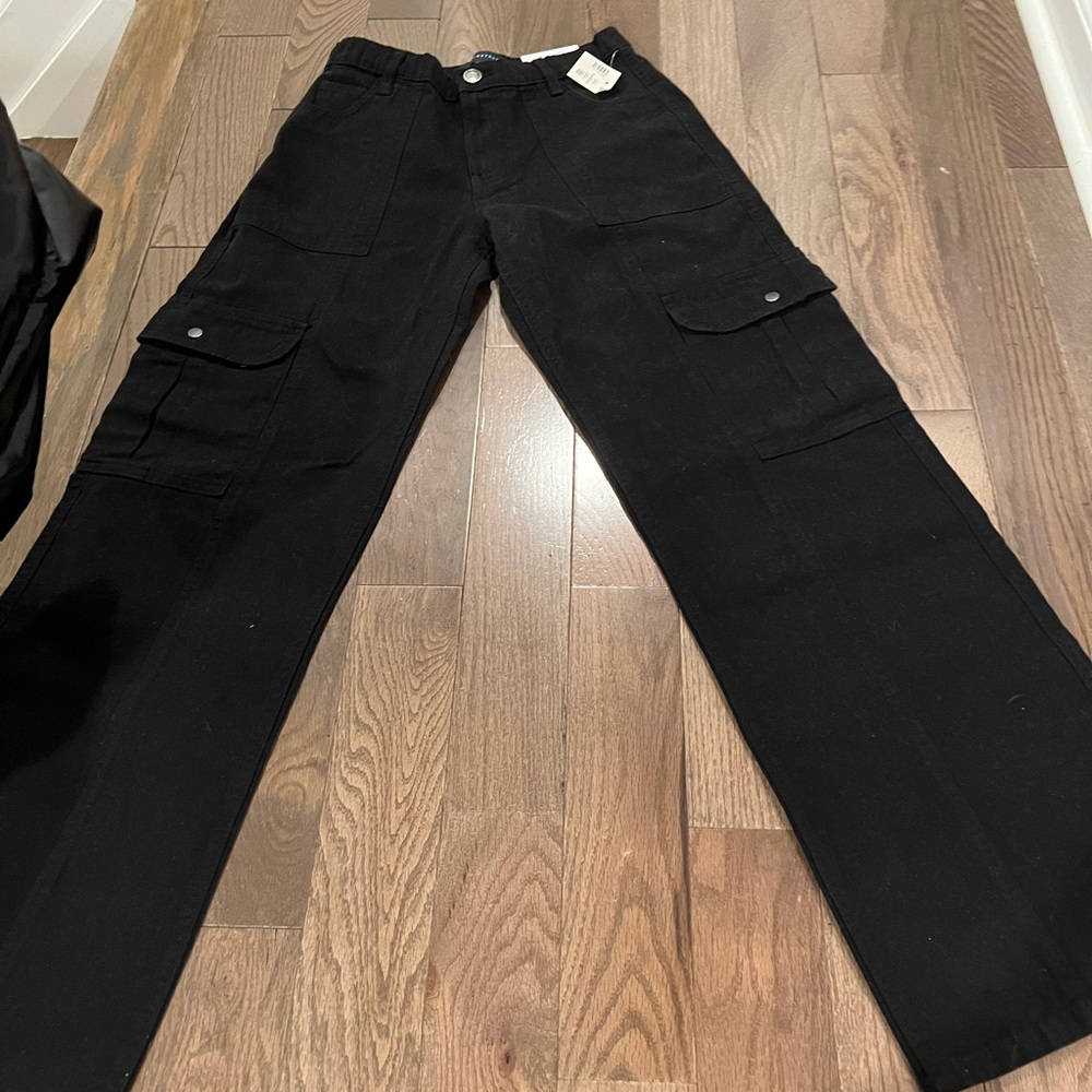 Brand new aeropostal utility cargos (non stretch)